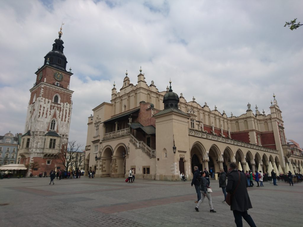 ArTravel - Piazza Rynek Główny 4 Cracovia